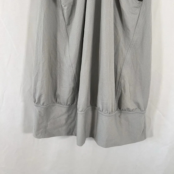 Lululemon Tank Sports Bra Women's 6 Grey Floral Pull On Lightweight Unpadded - Picture 6 of 8